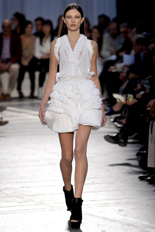Desfile Givenchy Moda Verano 2011